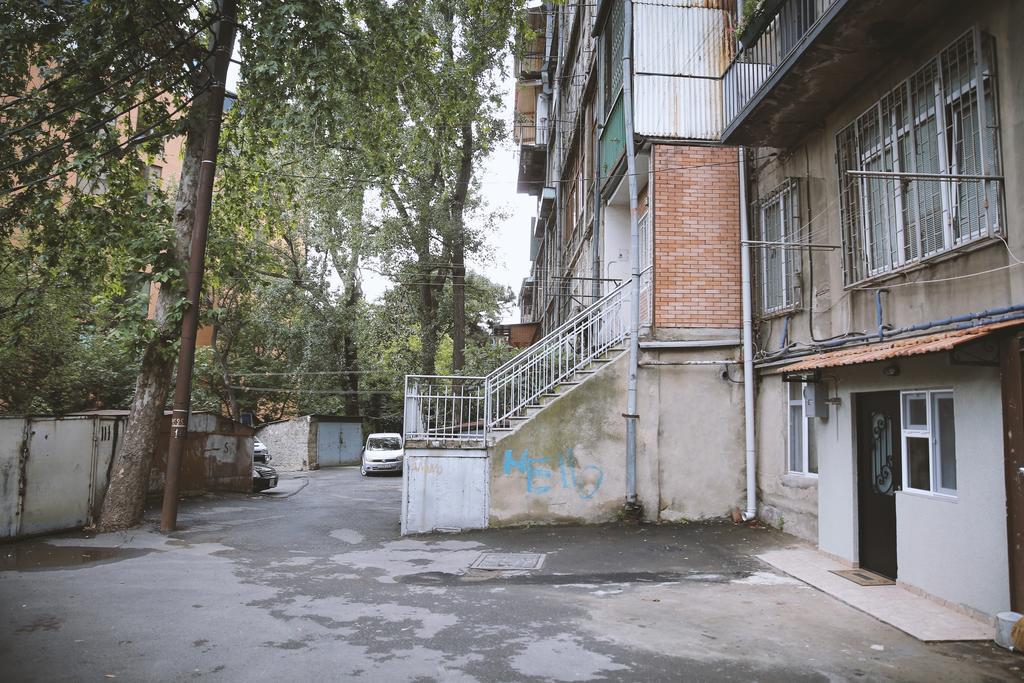 Apartment Serpoint Tbilisi Exteriör bild